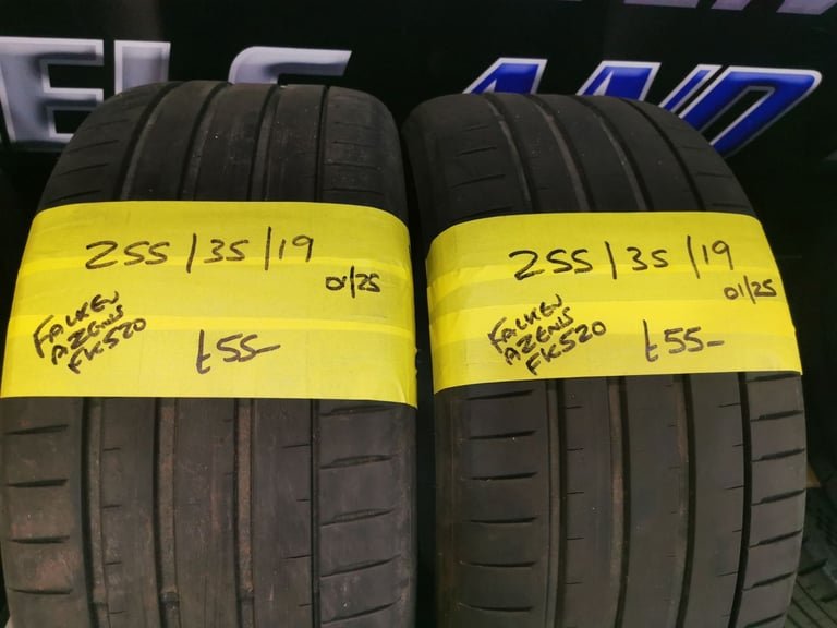 255 / 35 / 19 FALKEN AZENIS FK 520 TYRES - TWO AVAILABLE